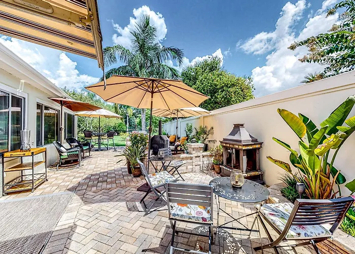 1 Mi To Lake Sumter! Family Retreat W/ Large Patio